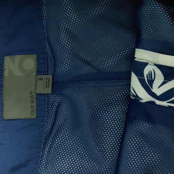 Old Navy Board Shorts Size L - Picture 4 of 7